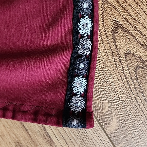 Mountain mama originals - Picture 2 of 5